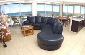 Catalina Resort - Australia Accommodation 0