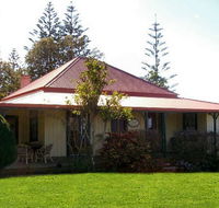 Christian's of Bucks Point - Australia Accommodation