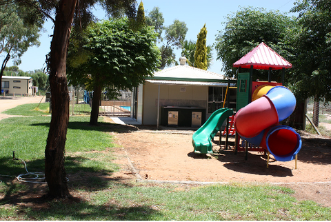 Cobdogla Station Caravan Park - Australia Accommodation 2