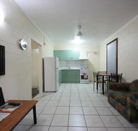 Coconut Grove Holiday Apartments - Australia Accommodation
