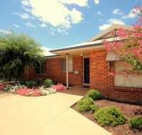 Colonial Court Villas Serviced Apartments - Australia Accommodation