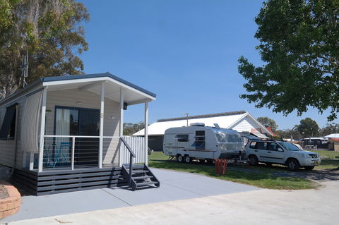 Colonial Holiday Park & Leisure Village - Australia Accommodation 0