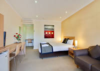 Comfort Inn Campbell - Australia Accommodation 3