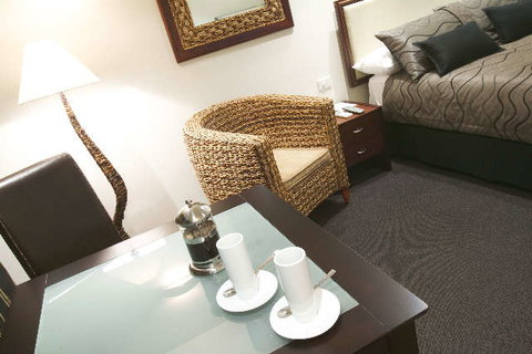 Commodore On The Park - Australia Accommodation 0