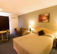 Hunts Hotel  Liverpool - Australia Accommodation