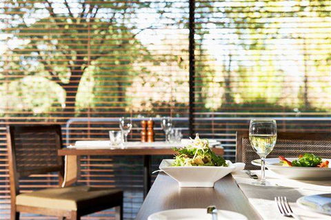 Crowne Plaza Canberra - Australia Accommodation 6