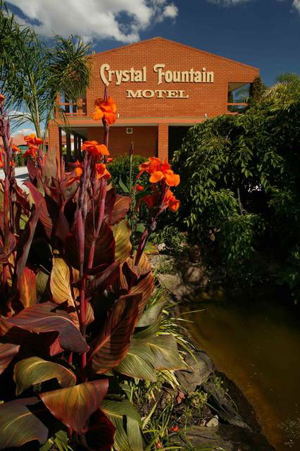 Crystal Fountain Motel - Australia Accommodation 2