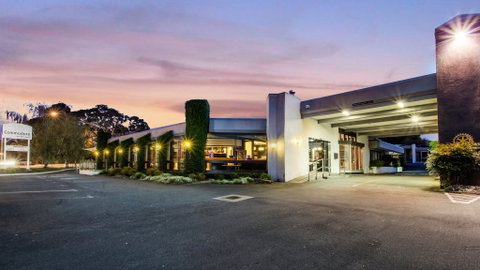 Commodore On The Park - Australia Accommodation 1
