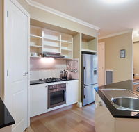 Mt Gambier Apartments - Australia Accommodation