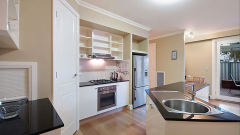 Mt Gambier Apartments - Australia Accommodation 0