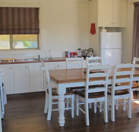 Eliza St Holiday Home - Australia Accommodation