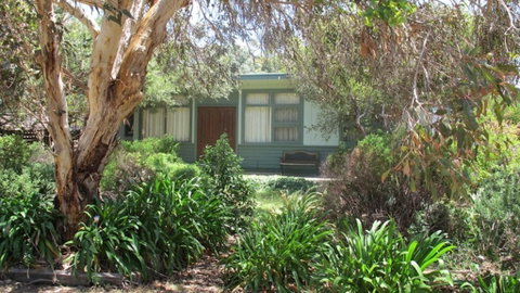 Whittington Holiday Home - Australia Accommodation 0