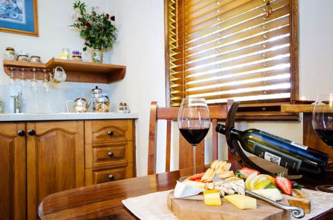 Lillypillys Cottages And Day Spa - Australia Accommodation 3