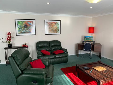 Obadiah Country Cottages - Australia Accommodation 5
