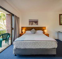 Red Star Hotel Palm Beach - Australia Accommodation