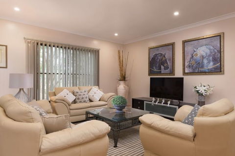 Jacaranda Cottages - Australia Accommodation 6