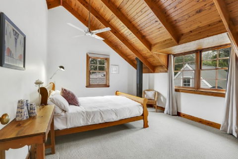 Lavender Manor And Majestic - Australia Accommodation 4