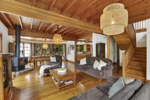 Lavender Manor And Majestic - Australia Accommodation 9