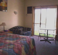 Eco Inn Warners Bay - Australia Accommodation