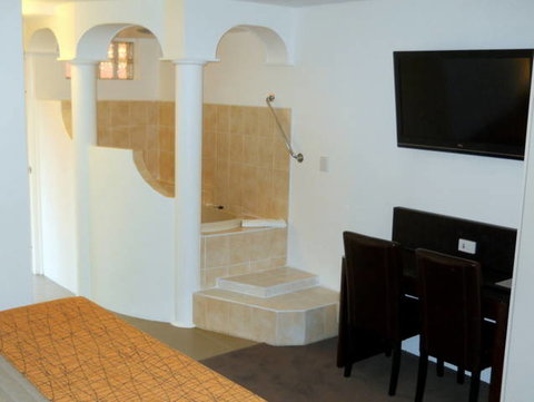 El Paso Motor Inn - Australia Accommodation 6