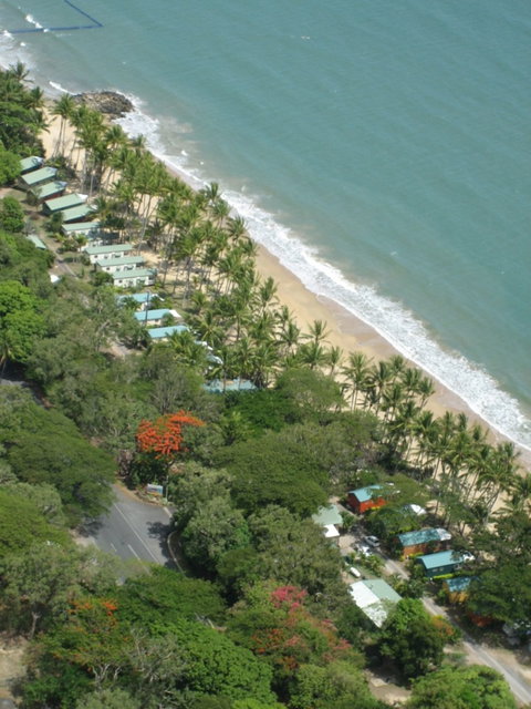 Ellis Beach Oceanfront Bungalows & Caravan Pk - Australia Accommodation 6