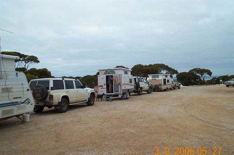 Eucla Caravan Park - Australia Accommodation 1