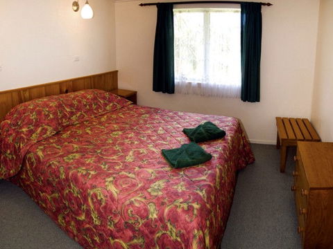 Fletcher Christian Apartments - Australia Accommodation 1