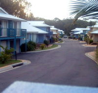 Flynns on Surf Beach villas - Australia Accommodation