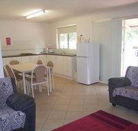 Golden Chain Margaret River Country Cottages - Australia Accommodation
