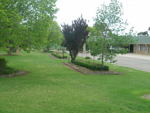Golfview Motor Inn - Australia Accommodation 1