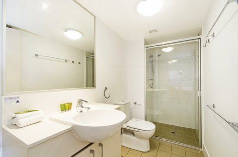 Horton Apartments - Australia Accommodation 7