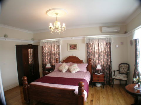 Johnstone's On Oxley Bed & Breakfast - Australia Accommodation 0