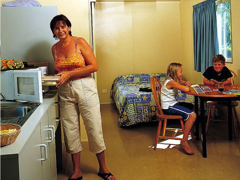 Kakadu Lodge & Caravan Park - Australia Accommodation 3