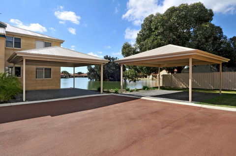 Lakeside Holiday Apartments - Australia Accommodation 5