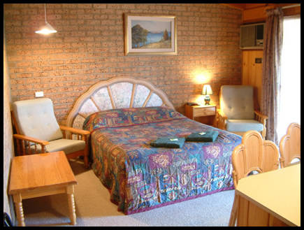 Lightning Ridge Outback Resort & Caravan Park - Australia Accommodation 2