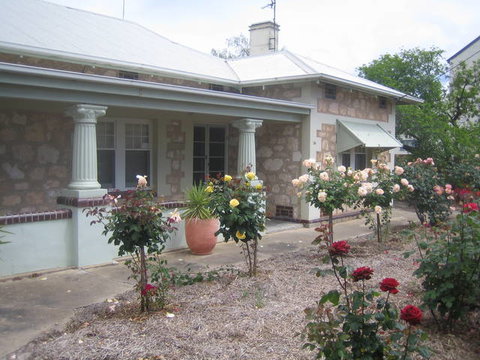 MacDonnell House (Naracoorte Cottages) - Australia Accommodation 5