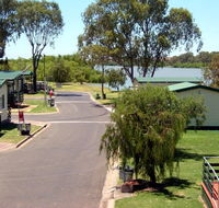 Mannum Caravan Park Cabins - Australia Accommodation