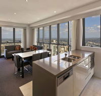 Meriton Serviced Apartments - Adelaide Street - Australia Accommodation