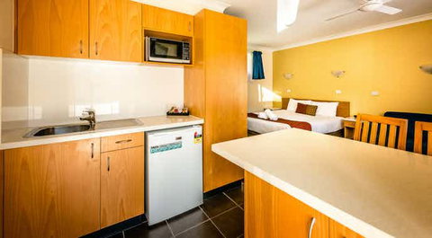 Park Beach Resort Motel - Australia Accommodation 1