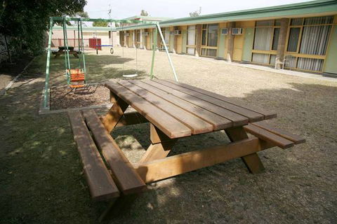 Midtown Motor Inn - Australia Accommodation 6
