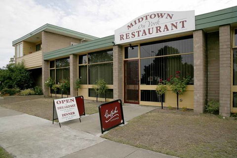 Midtown Motor Inn - Australia Accommodation 7