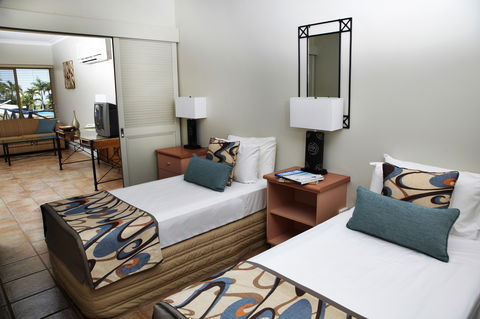 Moonlight Bay Suites - Australia Accommodation 2