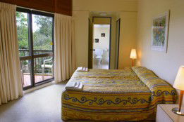 Ocean Breeze Resort - Australia Accommodation 1