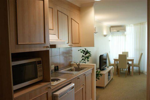 On The Beach Holiday Apartments - Australia Accommodation 2