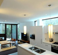 Parallel Apartments - Australia Accommodation