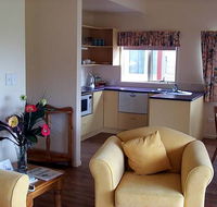 Poinciana Cottages - Australia Accommodation