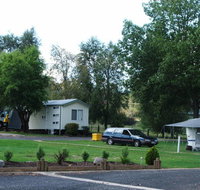 Poplar Caravan Park - Australia Accommodation