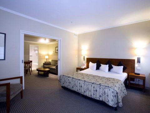 Quality Hotel Batman's Hill On Collins - Australia Accommodation 2
