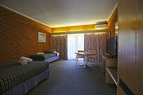 Quality Hotel Melbourne Airport - Australia Accommodation 3