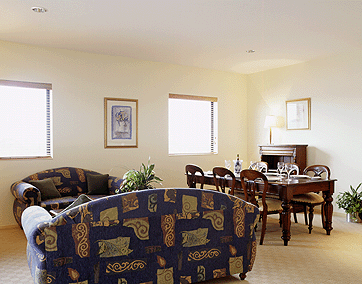 Quality Suites Boulevard on Beaumont Hotel - Australia Accommodation